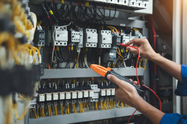Best Electrical Outlet Repair  in Saranac, MI